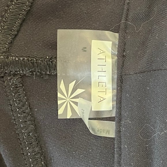 Athleta stretch cargo pants - Black - Size M - Picture 4 of 4